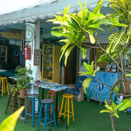 Oceanic Hostel Balneario Camboriu Exterior foto