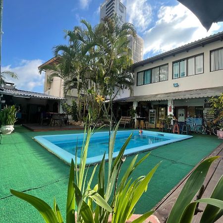 Oceanic Hostel Balneario Camboriu Exterior foto