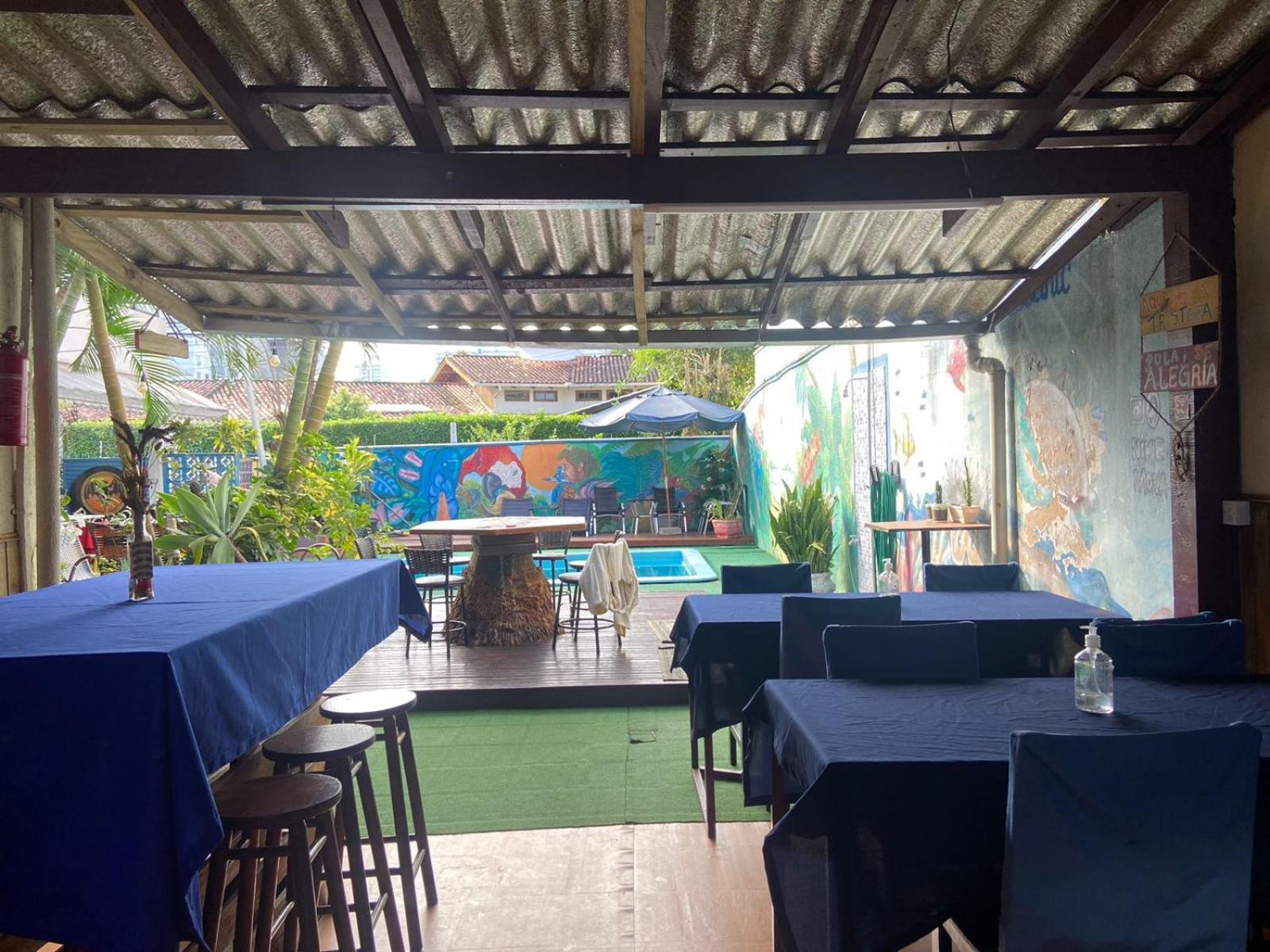 Oceanic Hostel Balneario Camboriu Exterior foto