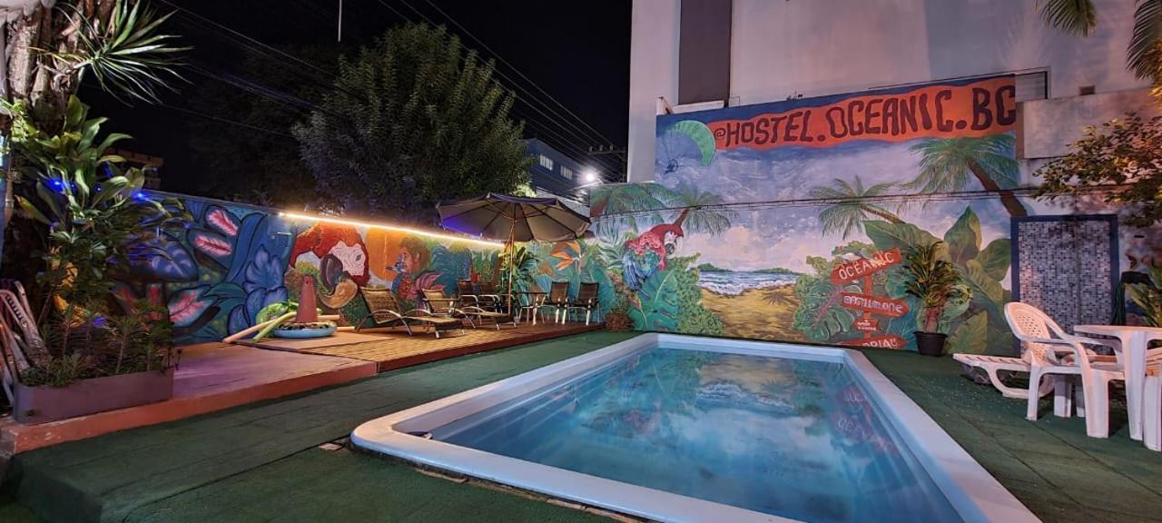 Oceanic Hostel Balneario Camboriu Exterior foto