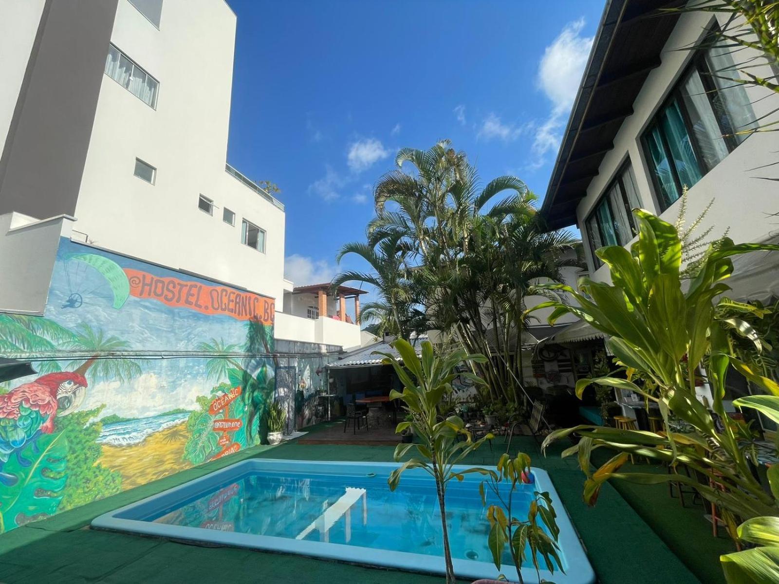 Oceanic Hostel Balneario Camboriu Exterior foto