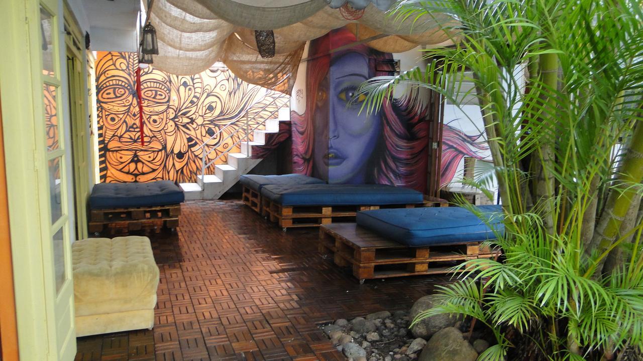 Oceanic Hostel Balneario Camboriu Exterior foto